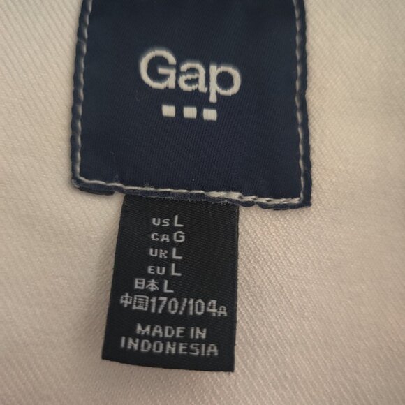 Authentic Gap White Denim Jacket - Picture 5 of 9
